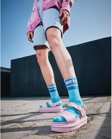 DR. MARTENS VOSS MONO HYDRO LEATHER ROSA DR. MARTENS VOSS MONO HYDRO LEATHER ROSA