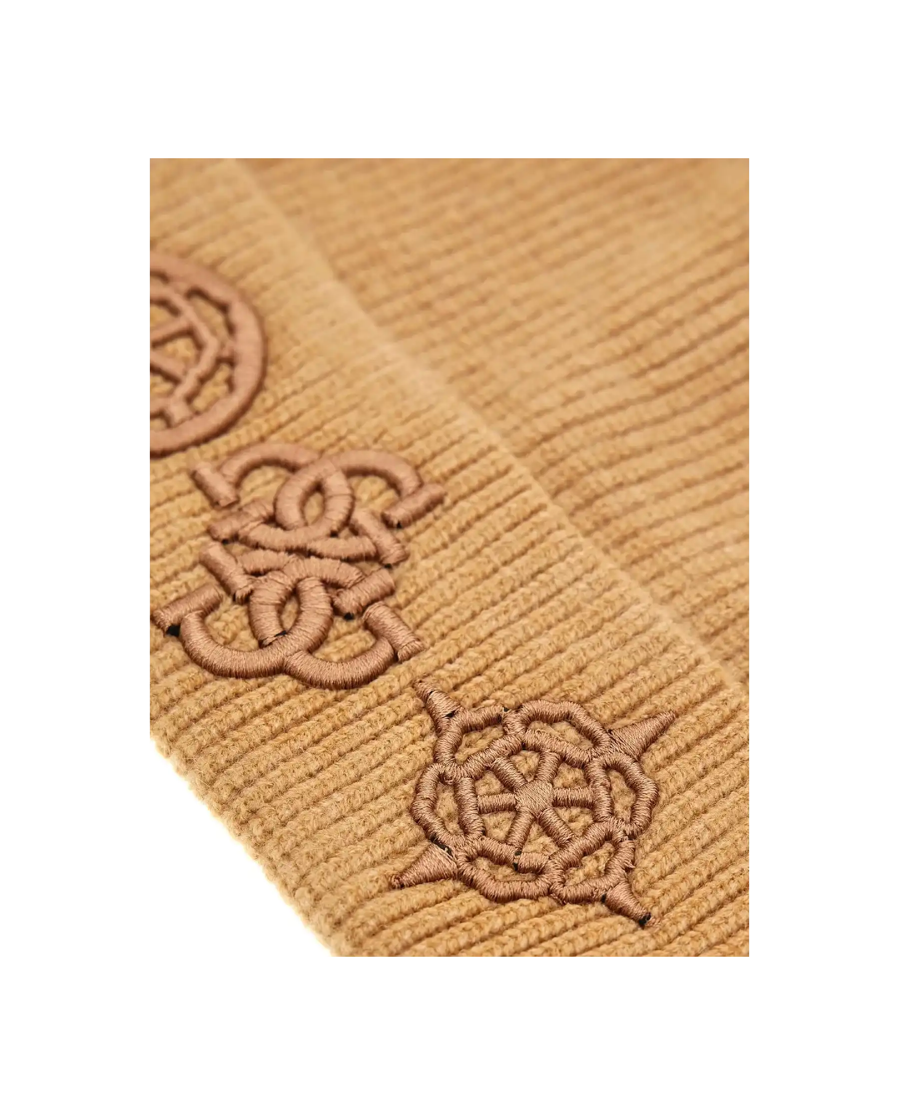 GUESS BERRETTO CAMMELLO