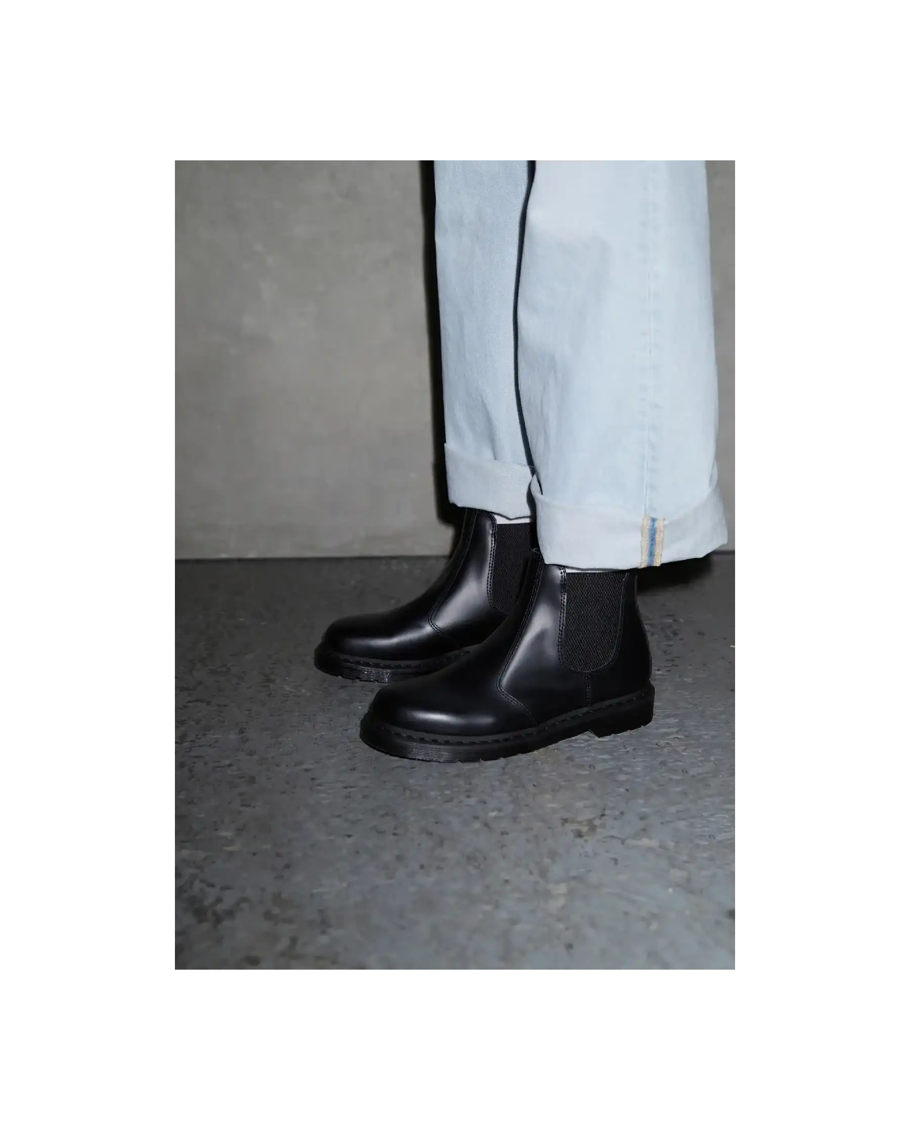 DR. MARTENS 2976 MONO NERO