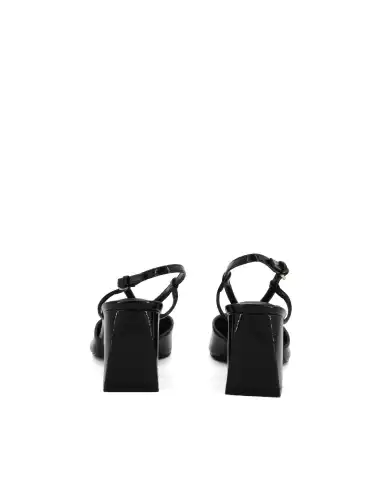 GUESS SLINGBACK VARGAS NERO GUESS SLINGBACK VARGAS NERO
