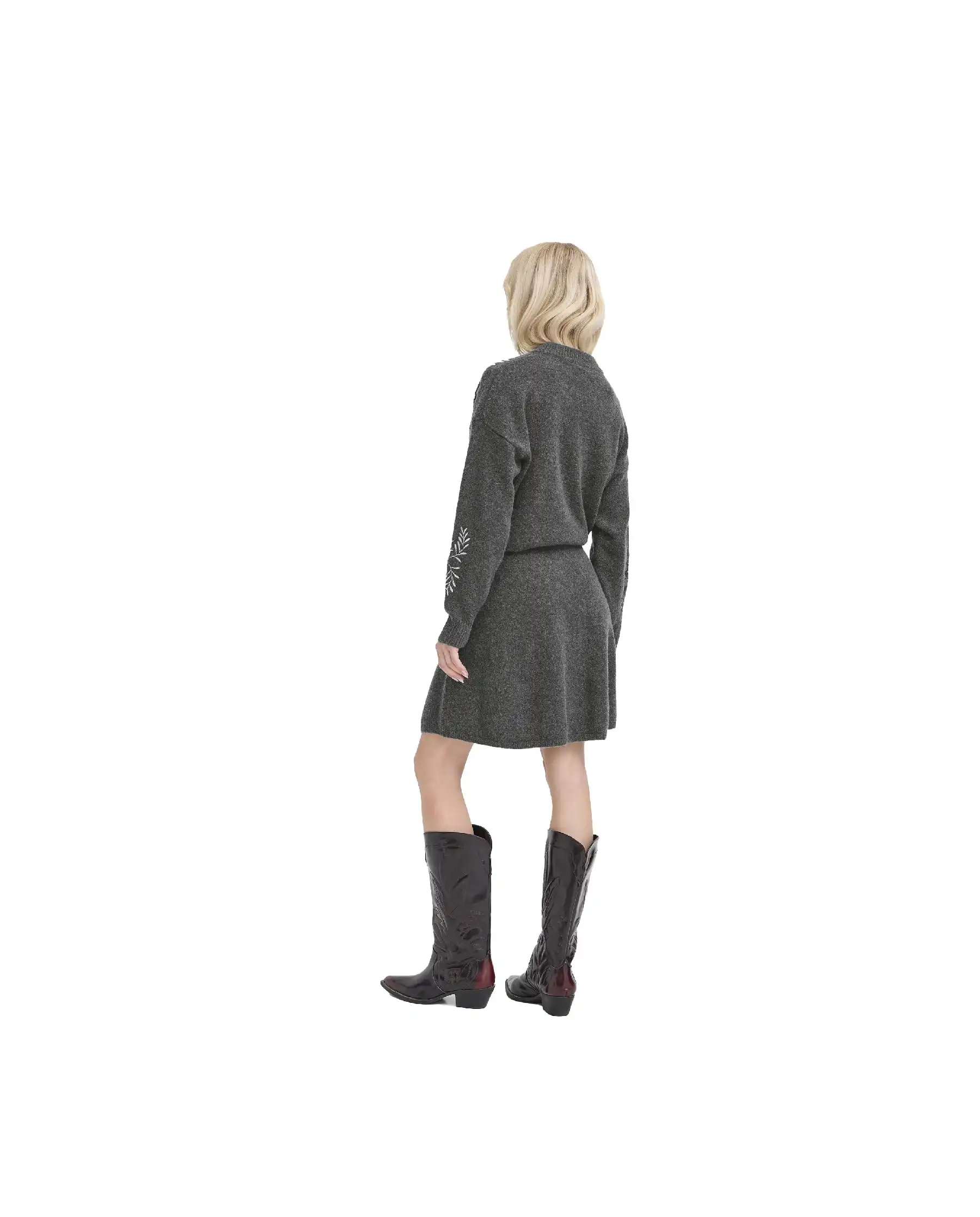 B.YOUNG GONNA MAGGE GRIGIO