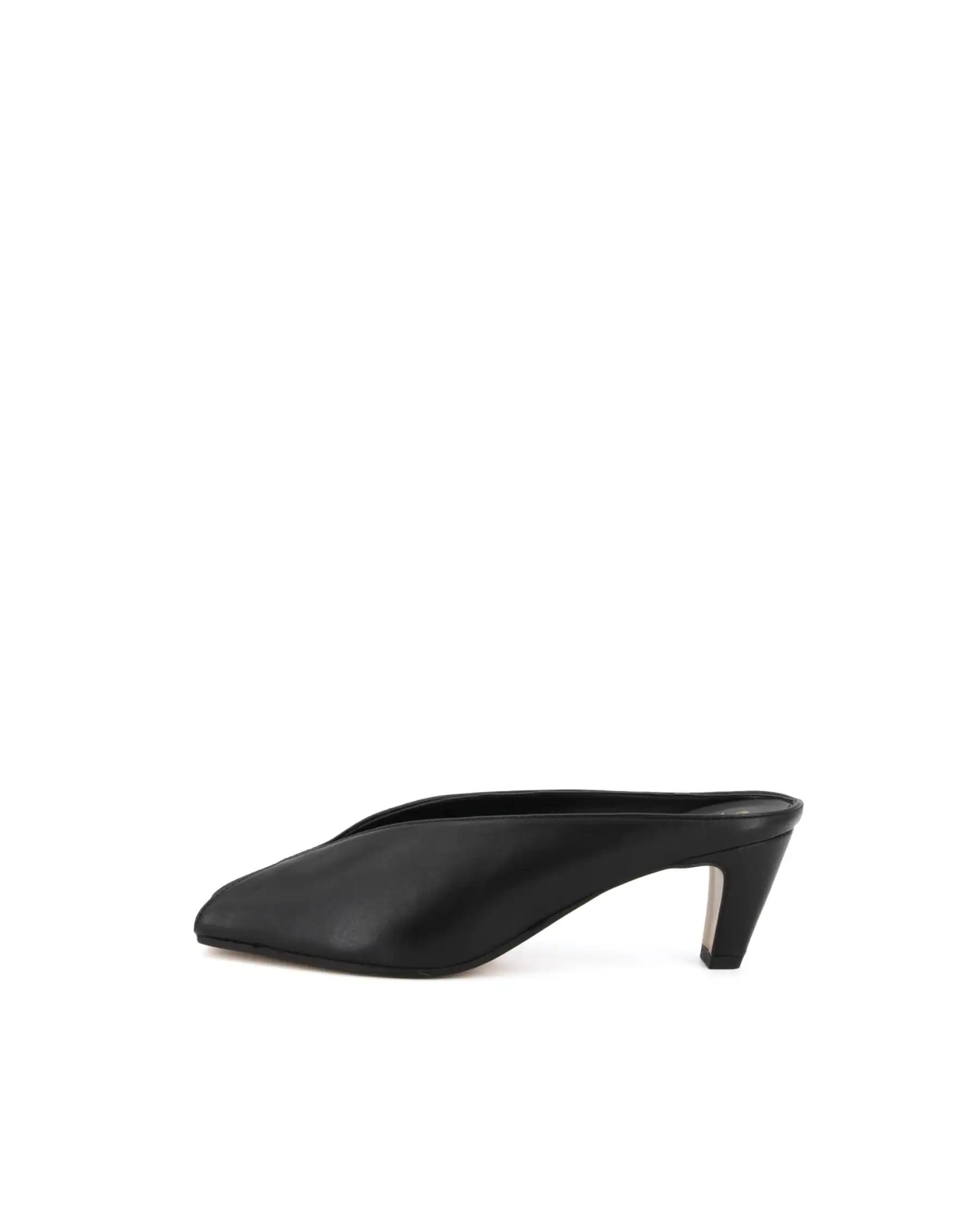 BIANCA DI SABOT SPUNTATO NERO