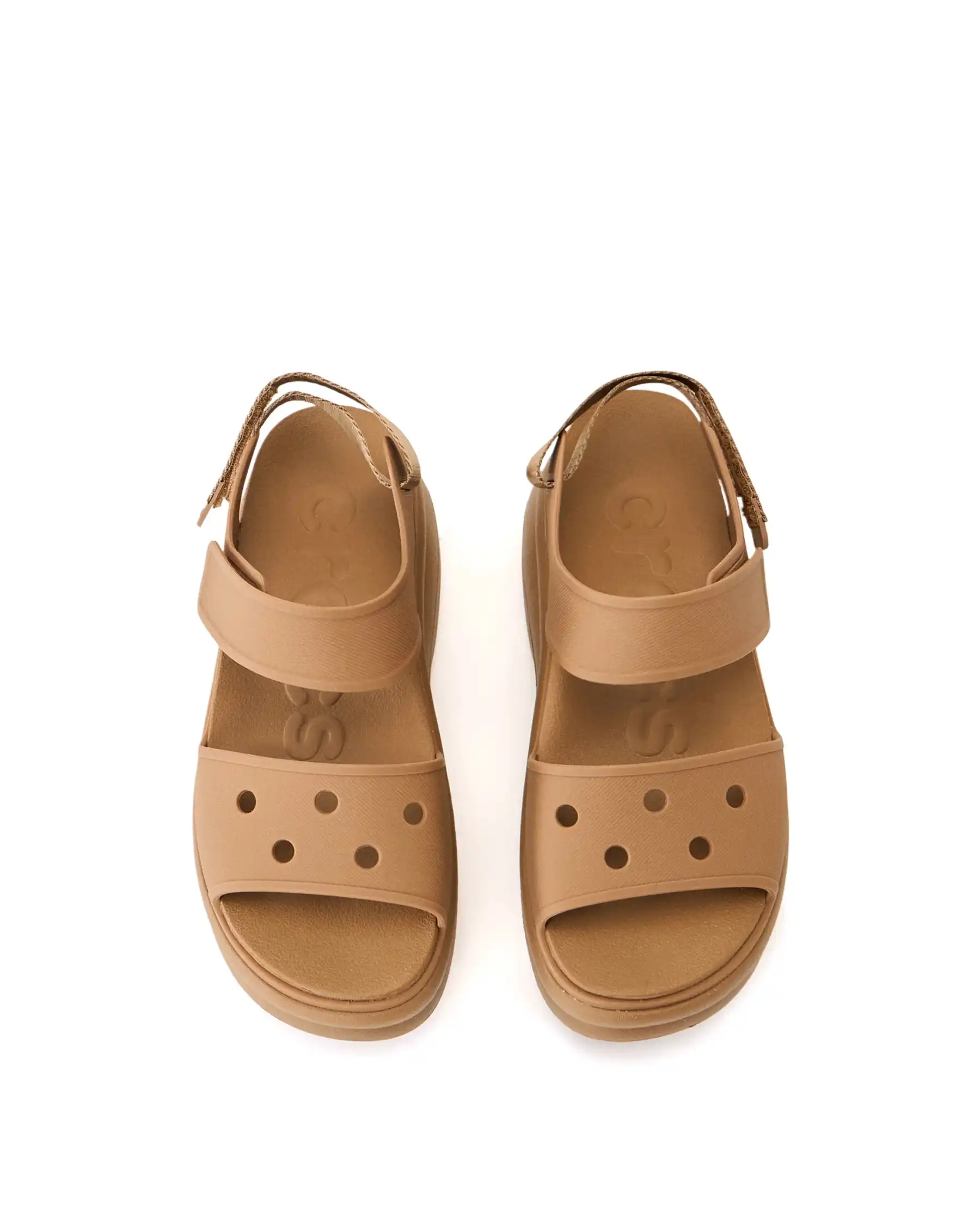 CROCS SANDALI SOHO Y STRAP CAMMELLO