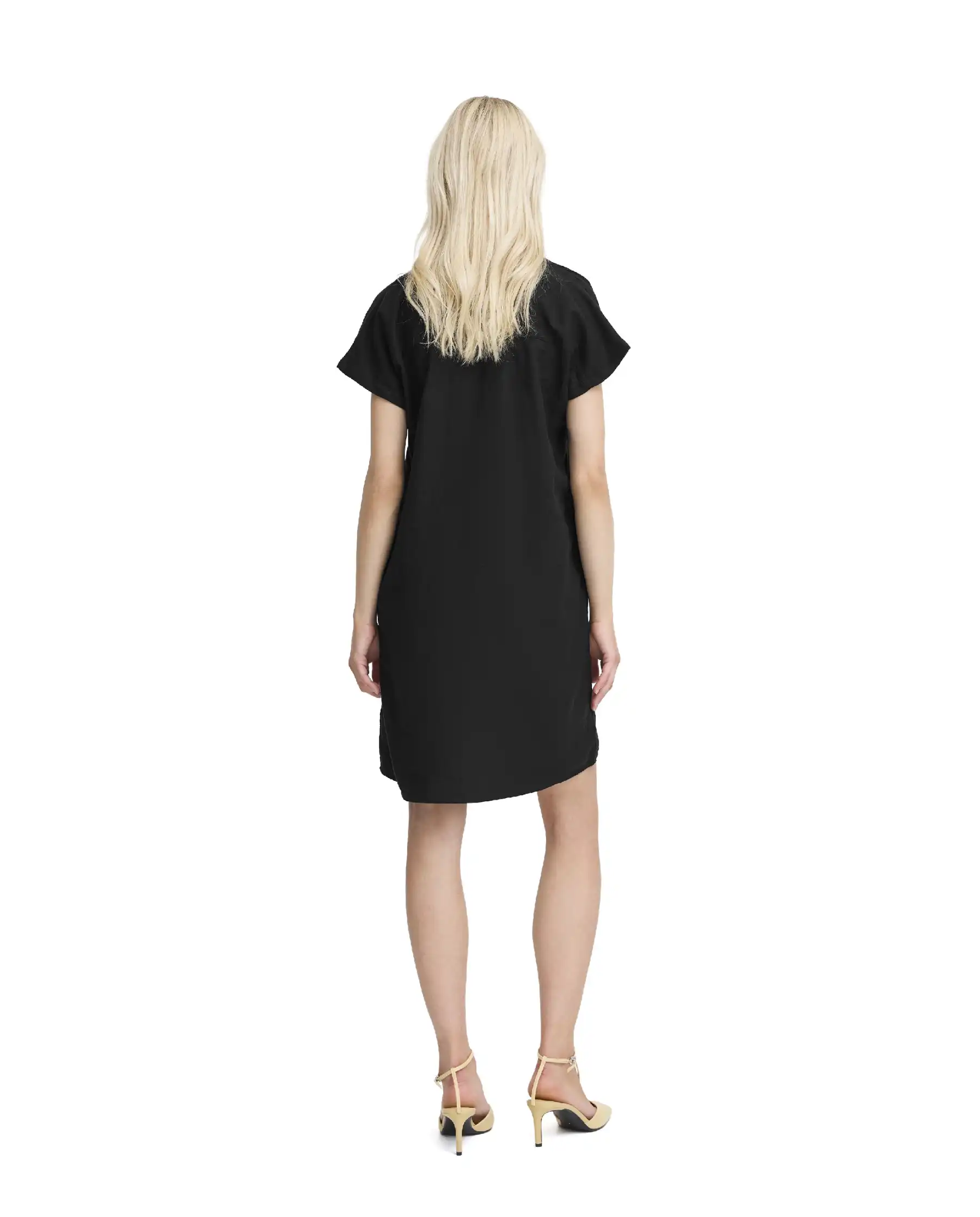 B.YOUNG ABITO FALAKKA NERO