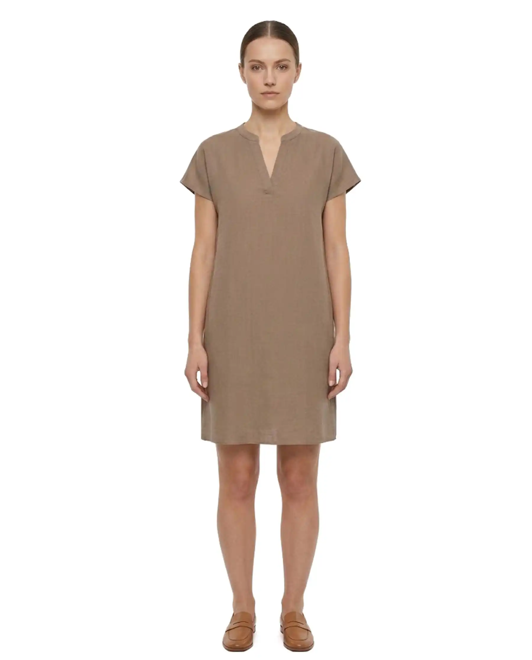 B.YOUNG ABITO FALAKKA CAMMELLO