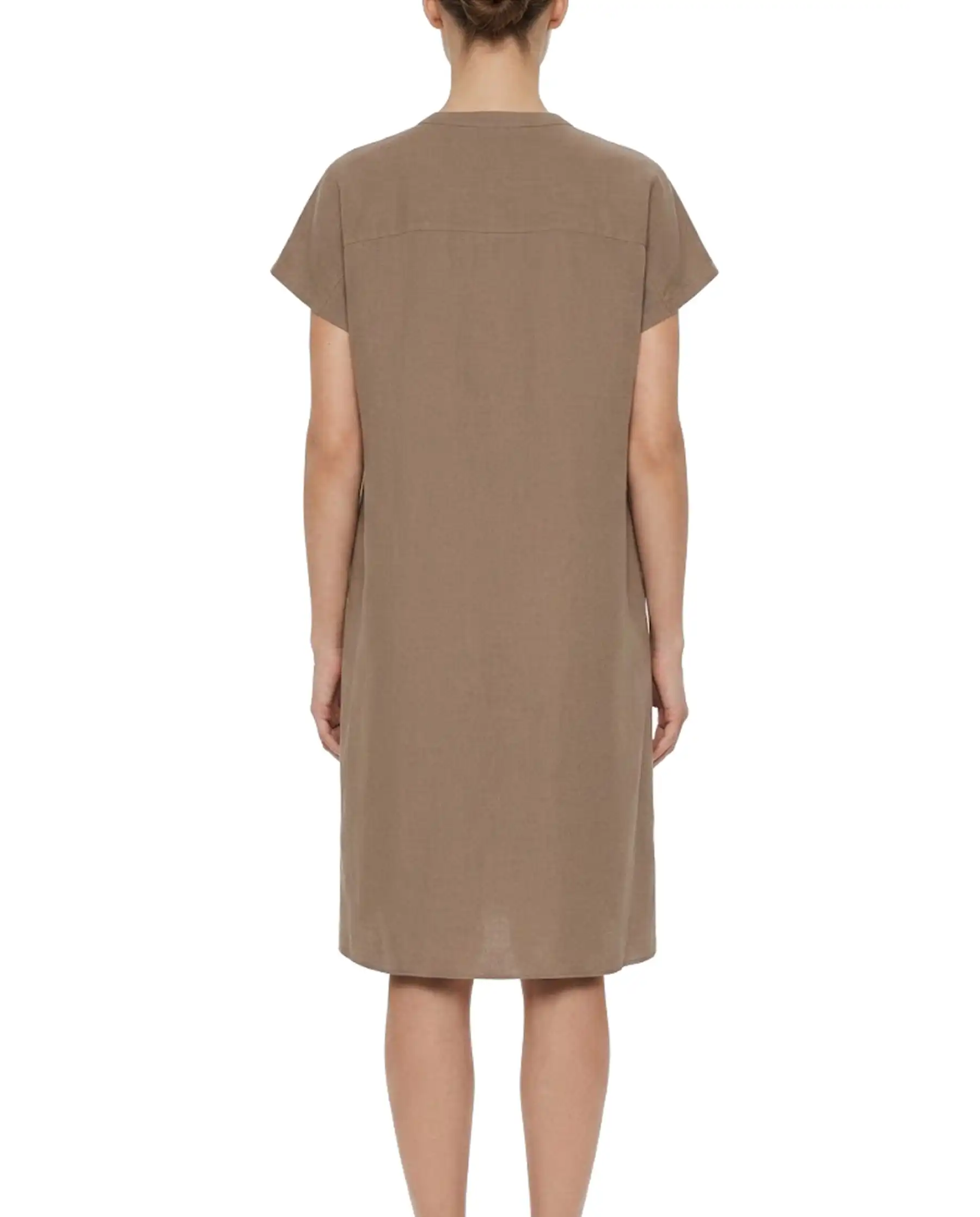 B.YOUNG ABITO FALAKKA CAMMELLO